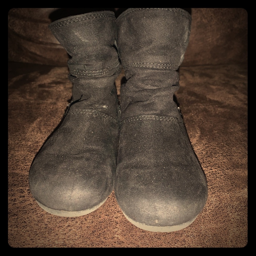 Toddler girl black booties!